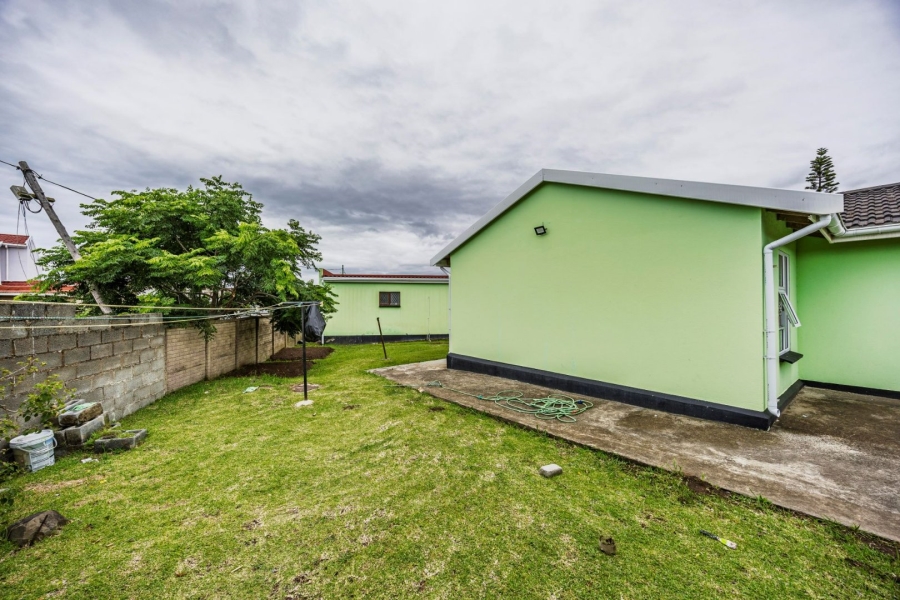 3 Bedroom Property for Sale in Sunnyridge Eastern Cape